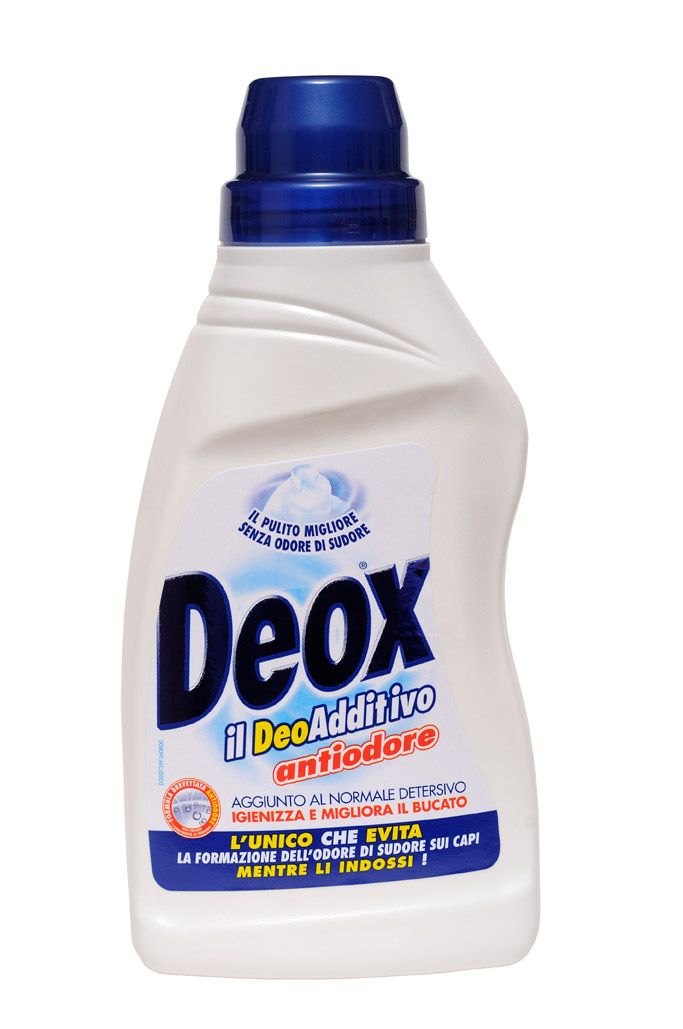 Deox Additivo Antiodore 750 ml * Doplňěk k pracímu prostředku pro udržení svěžesti.